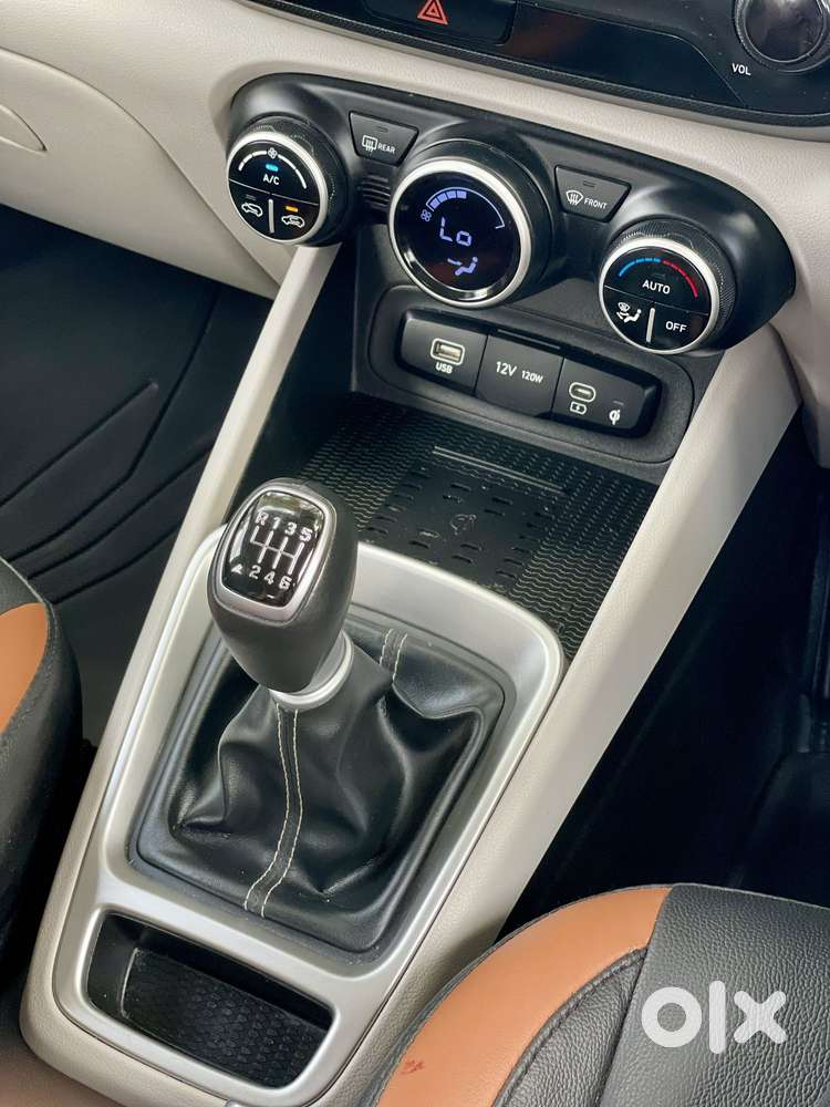 Hyundai Venue Sx Mt, 2023, Diesel