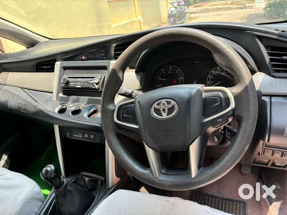 Toyota Innova Crysta 2.4 Vx Mt, 2016, Diesel