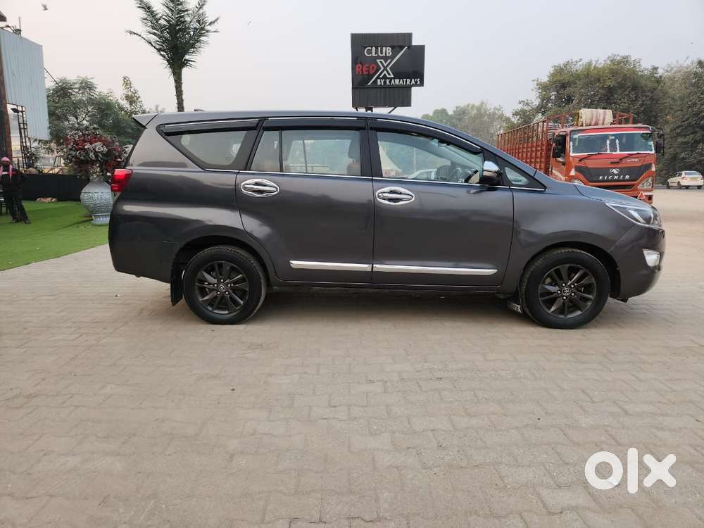 Toyota Innova Crysta 2.4 V 8 Str, 2018, Diesel