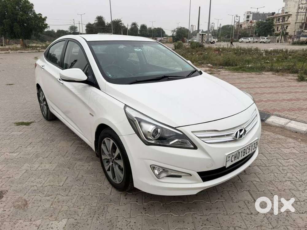 Hyundai Verna Xi (petrol), 2015, Petrol