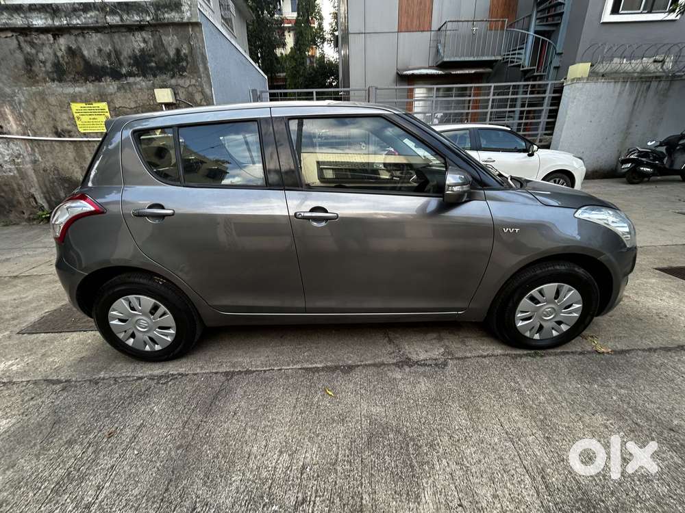 Maruti Suzuki Swift Vxi With Abs, 2012, Petrol