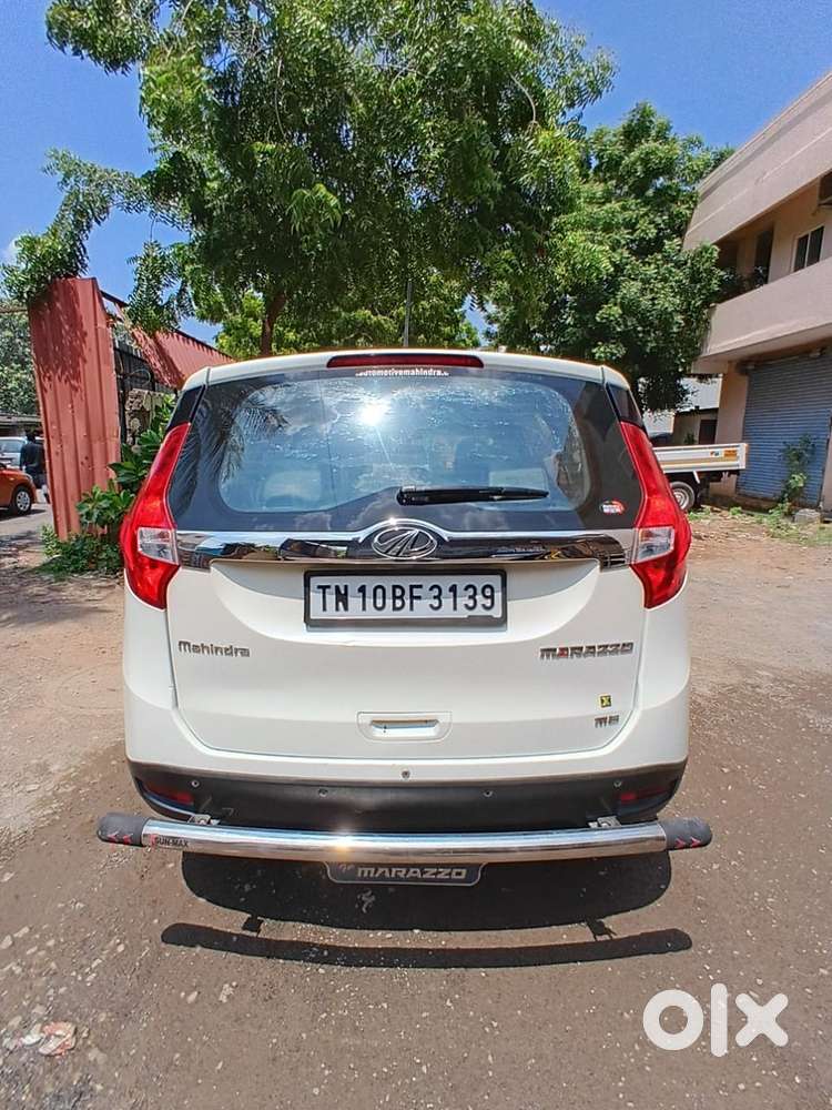 Mahindra Marazzo M6, 2019, Diesel