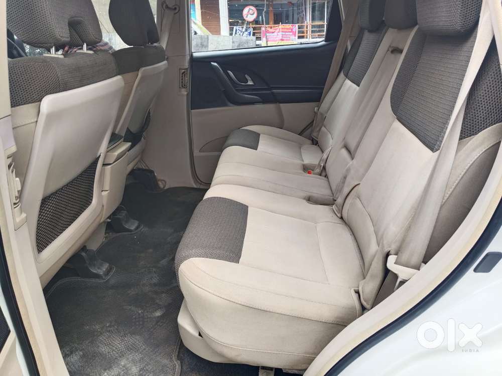 Mahindra Xuv500 W9 At 1.99, 2018, Diesel