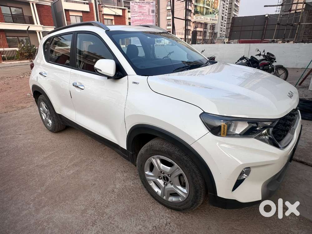 Kia Sonet 2022 Petrol 33000 Km Driven