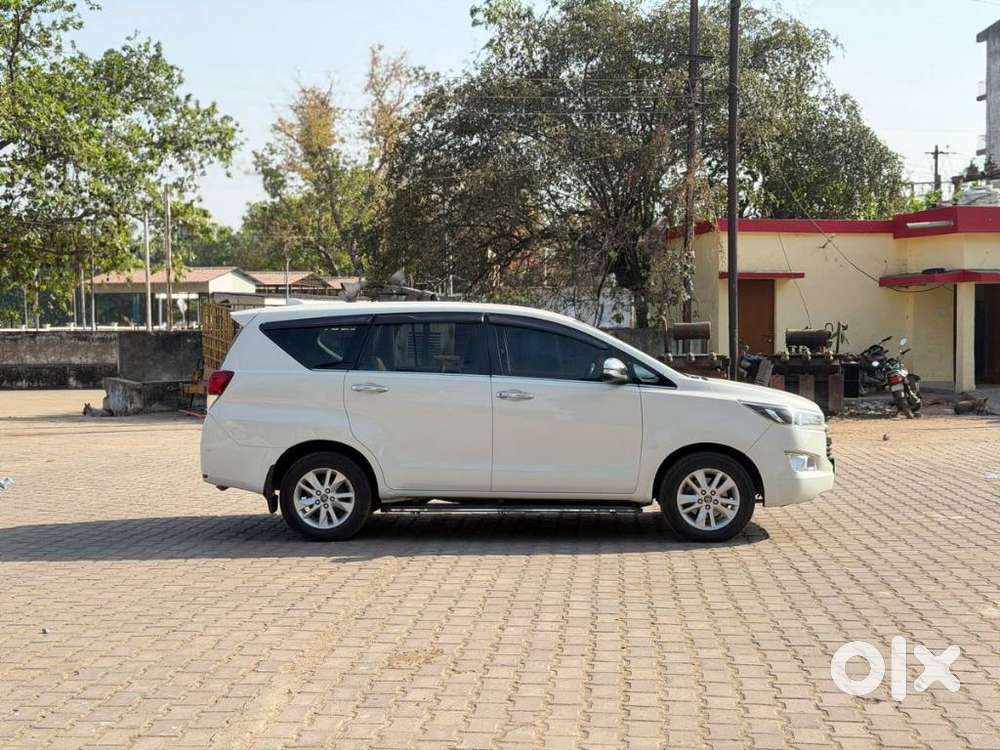 Toyota Innova Crysta 2.8 Z, 2017, Diesel