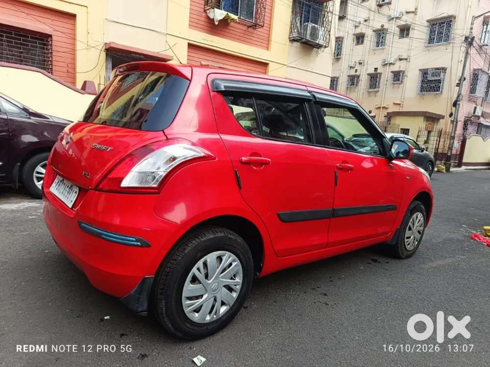 Maruti Suzuki Swift Vxi Bsiv, 2015, Petrol