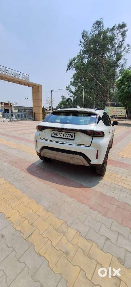 Maruti Suzuki Fronx Delta Plus 1.2 Ags, 2023, Petrol