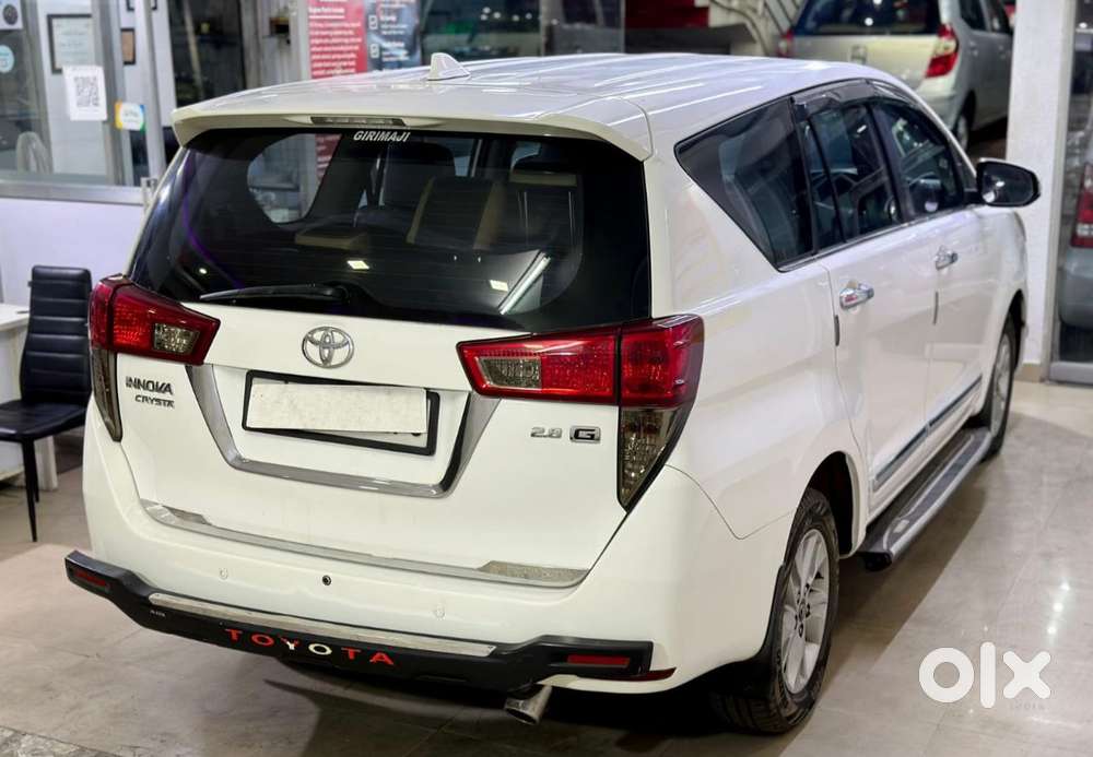 Toyota Innova Crysta 2.8 Gx At, 2016, Diesel