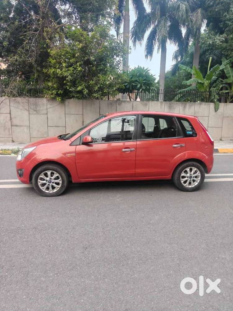 Ford Figo 1.2p Titanium Mt, 2014, Petrol