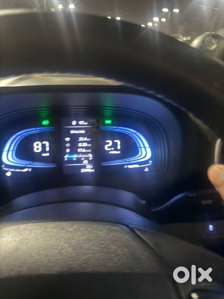 Hyundai Venue Petrol 2024