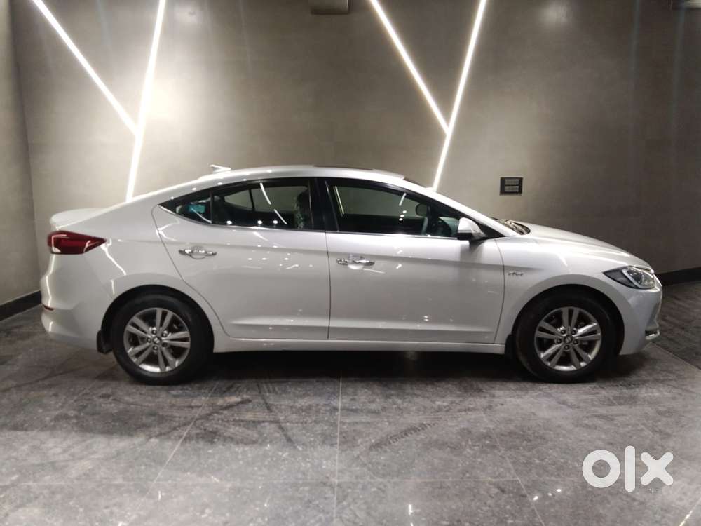 Hyundai Elantra 1.6 Sx Option At, 2018, Petrol