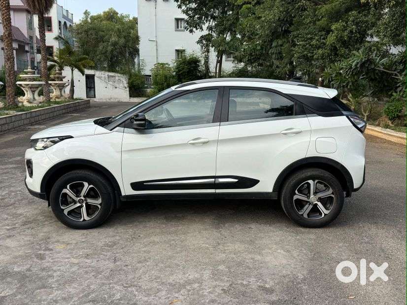 Tata Nexon 1.2 Revotron Xz Plus, 2022, Petrol