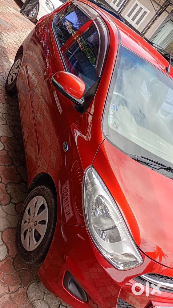 Hyundai I10 Sportz At, 2012, Petrol