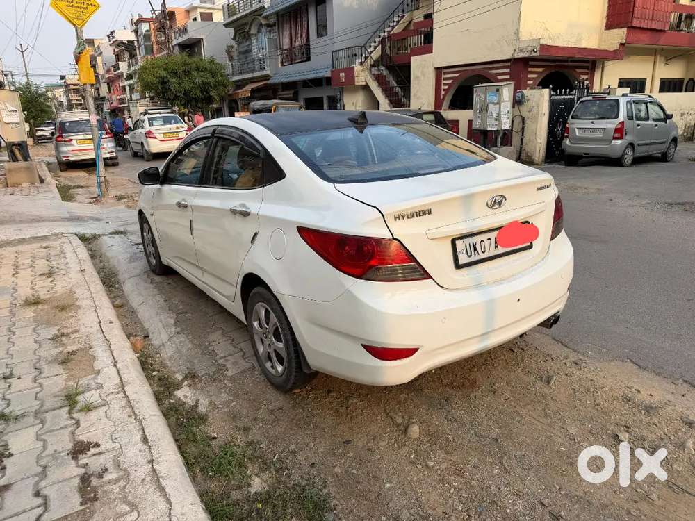 Hyundai Verna 2012 Diesel 129000 Km Driven