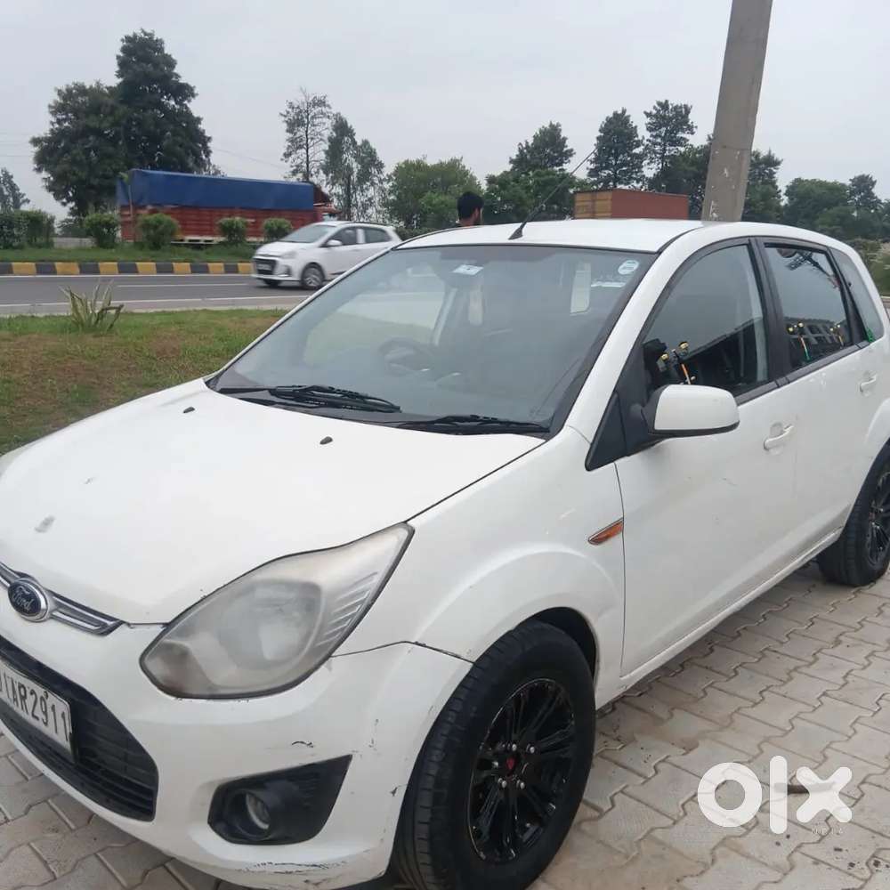 Ford Figo Diesel Zxi 2012 Last Month Almost 13 Model, New Tire