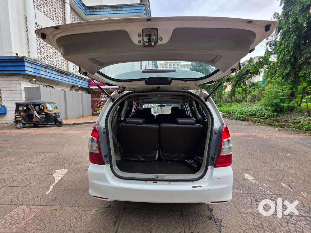 Toyota Innova 2.5 V 8 Str, 2014, Diesel