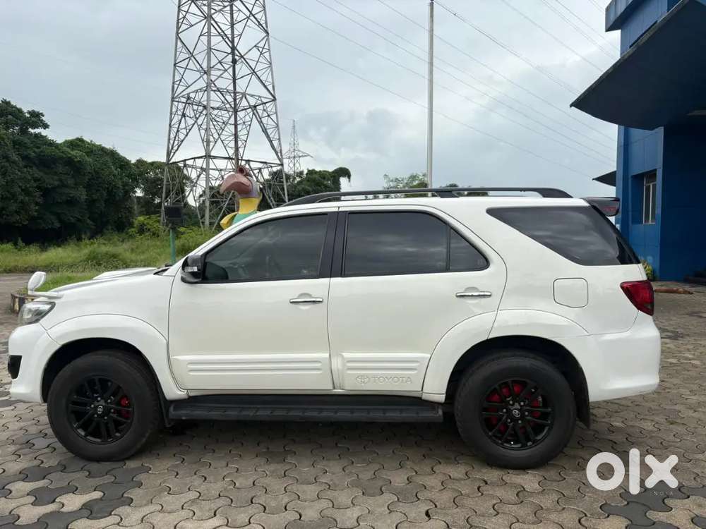 Toyota Fortuner 2015 Diesel Manual