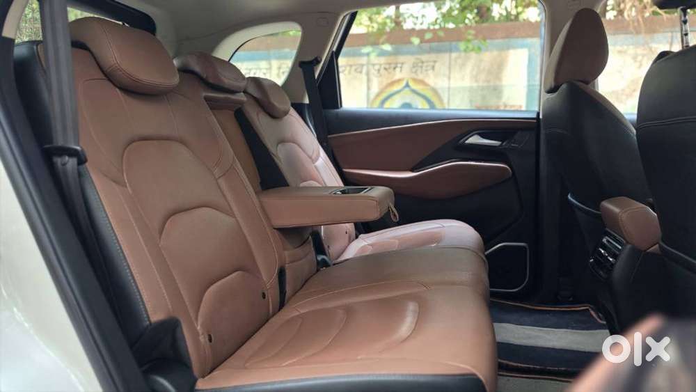 Mg Hector Plus Savvy Pro 1.5 Turbo Petrol Cvt 7 Str, 2023, Petrol