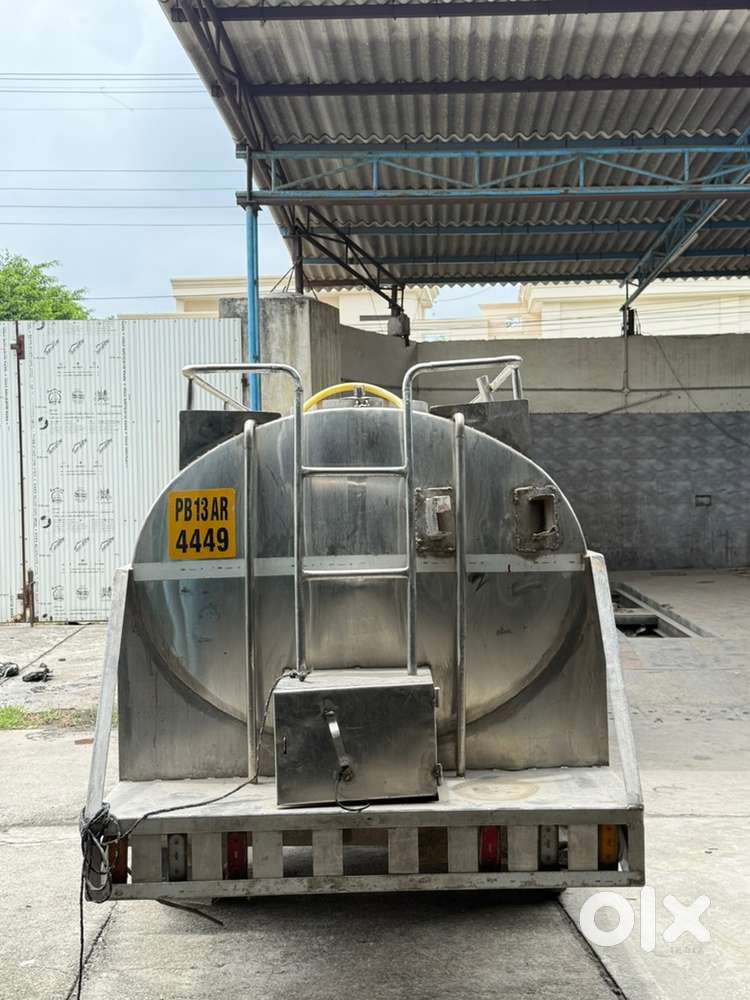 Mahindra Bolero Pik-up  With Heavy (304)steel Body For Carrying Milk