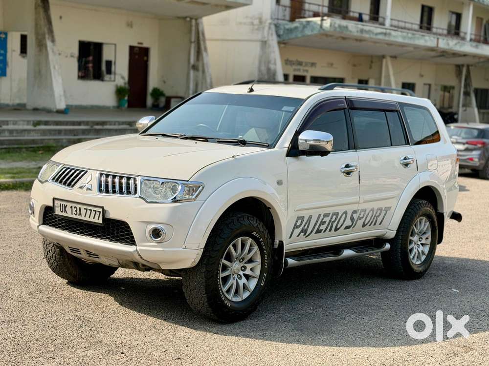 Mitsubishi Pajero Sport 2.5 Manual, 2014, Diesel