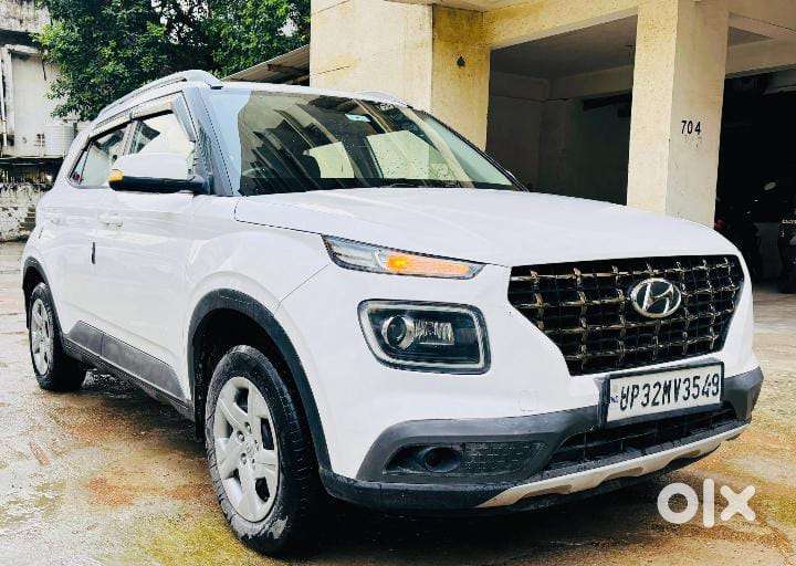 Hyundai Venue S Plus Mt 1.2 Kappa, 2022, Cng & Hybrids