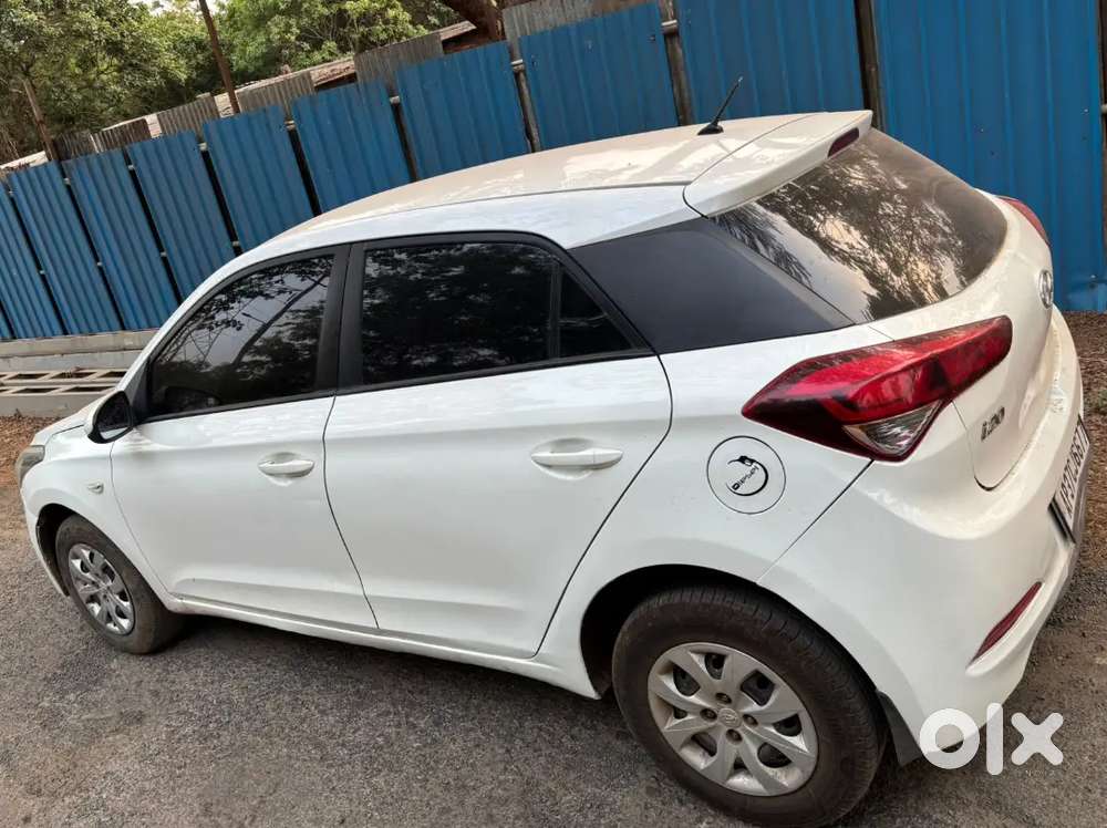 Hyundai I20 2015 Diesel 118000 Km Driven