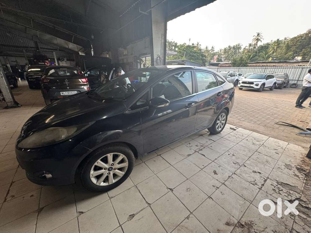 Ford Fiesta 2012 Diesel 118000 Km Driven
