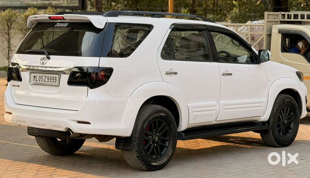 Toyota Fortuner [2009-2012] 3.0 4x4 Mt, 2012, Diesel