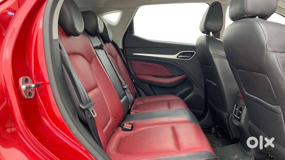 Mg Astor 1.3 Savvy Turbo At S Red, 2023, Petrol