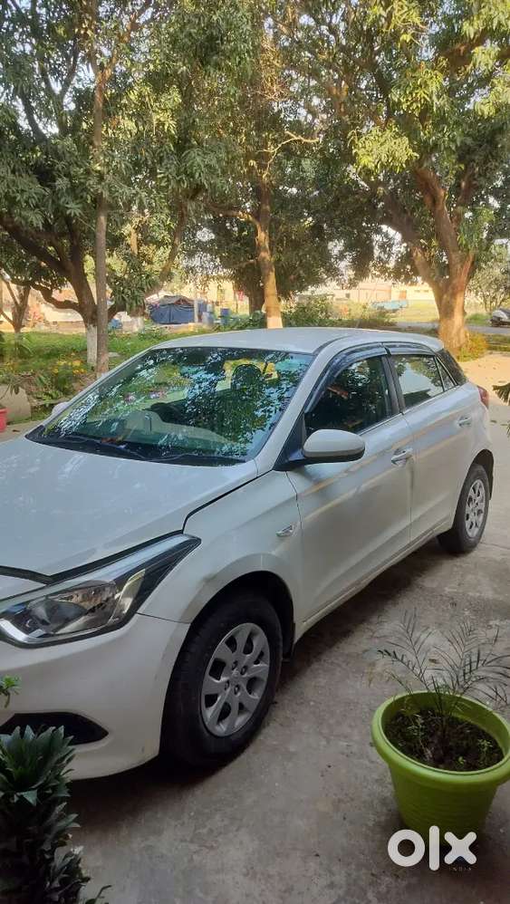 Hyundai I20 2017 Petrol 31000 Km Driven