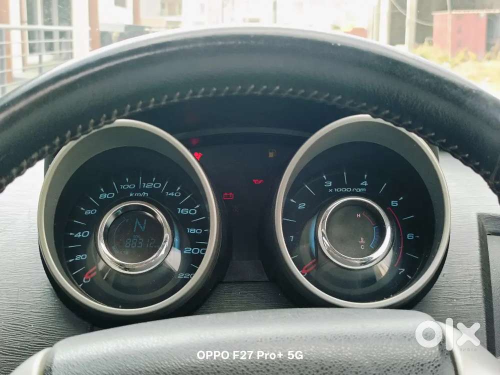 Mahindra Xuv500 2015 Diesel 89000 Km Driven Single Owner