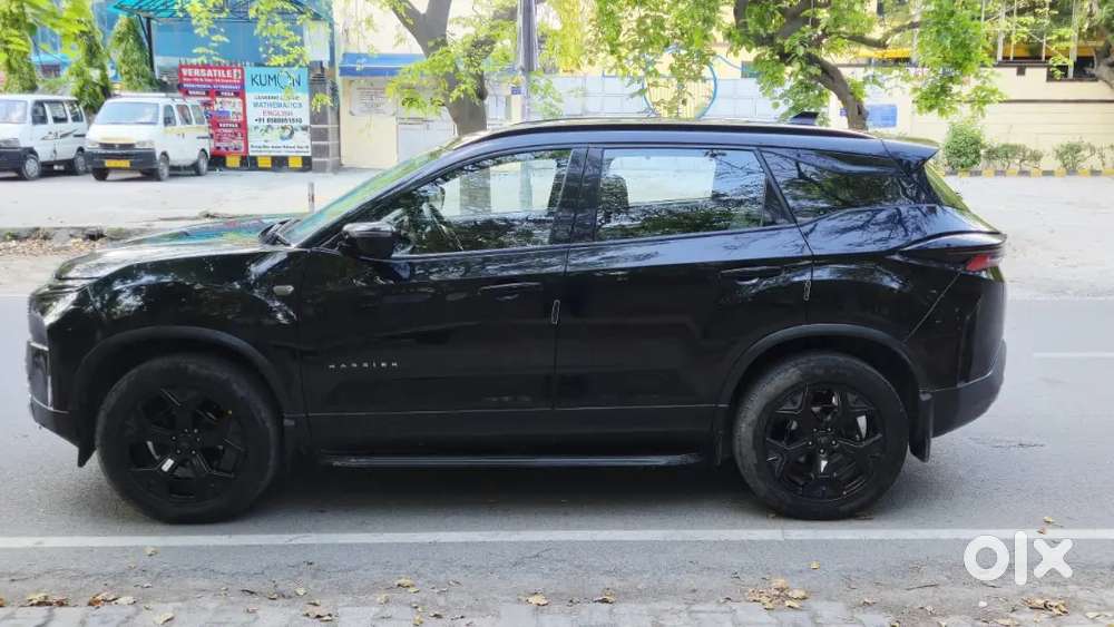 Tata Harrier Adventure Plus Dark Edition