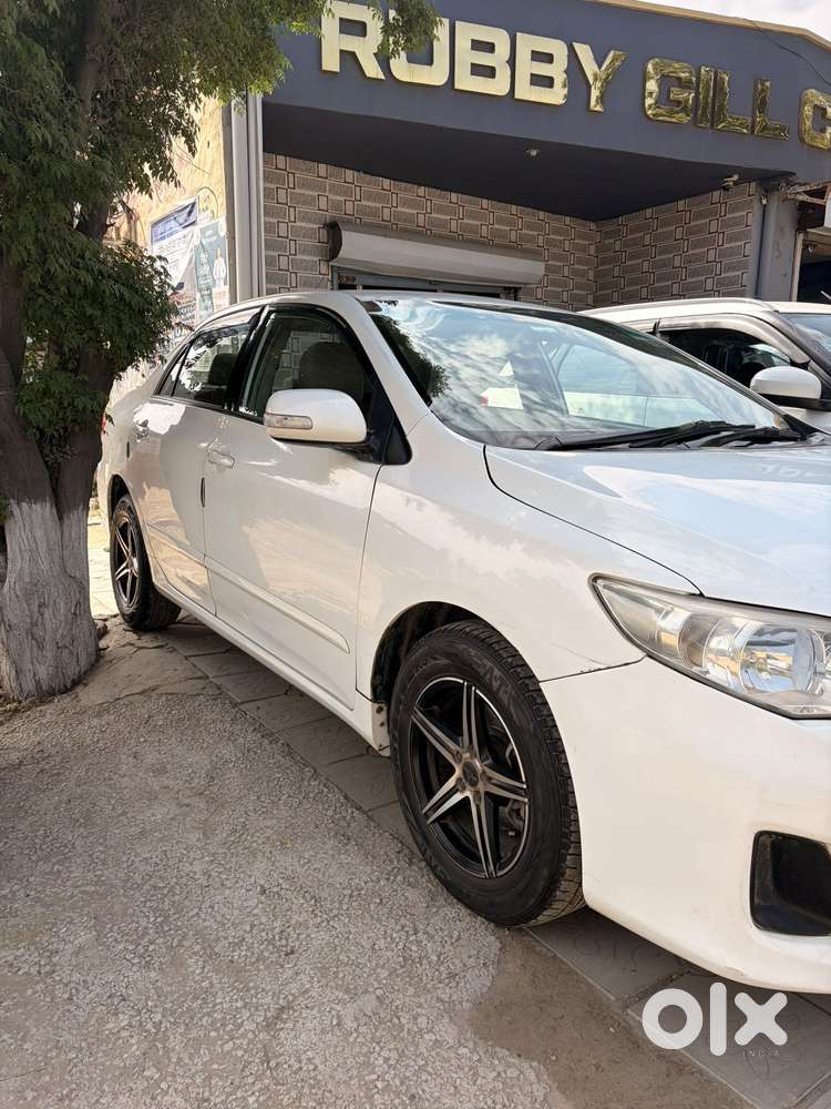 Toyota Corolla Altis J, 2013, Diesel