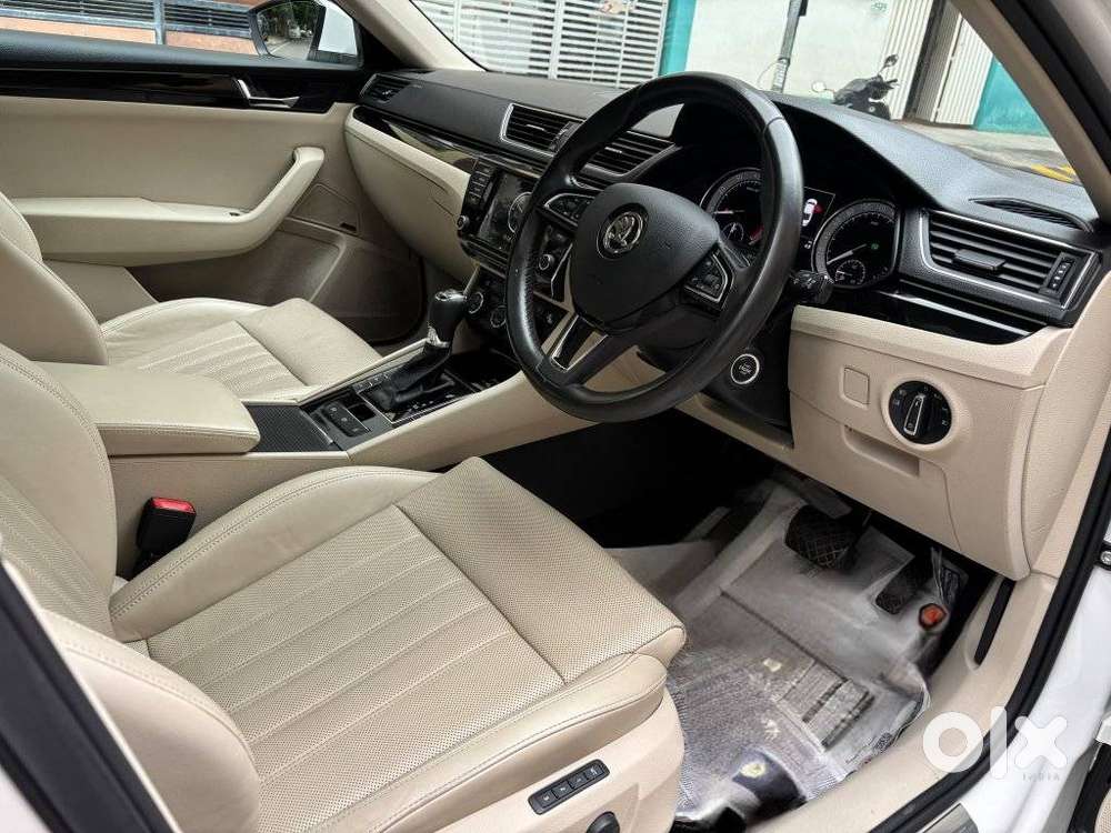 Skoda Superb Lk 1.8 Tsi At, 2017, Petrol