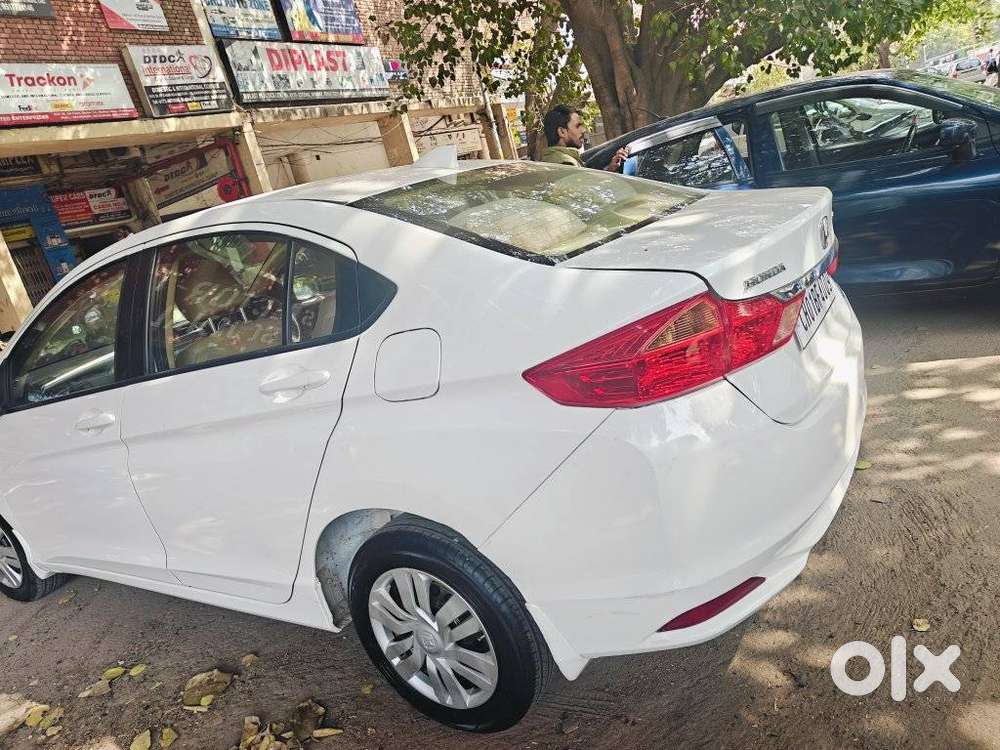 Honda City 2014-2015 I Vtec Sv, 2015, Petrol