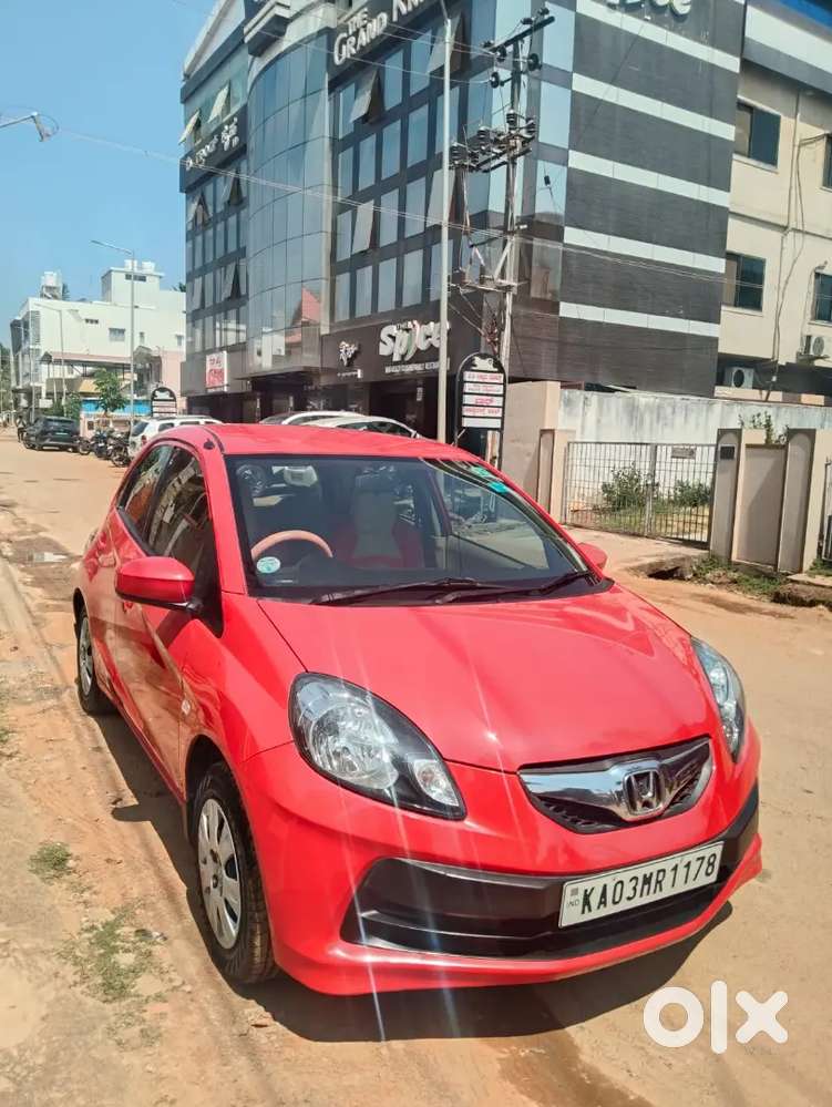 Honda Brio 2012 Petrol 60000 Km Driven 2.90 Lack Slightly Negotiable
