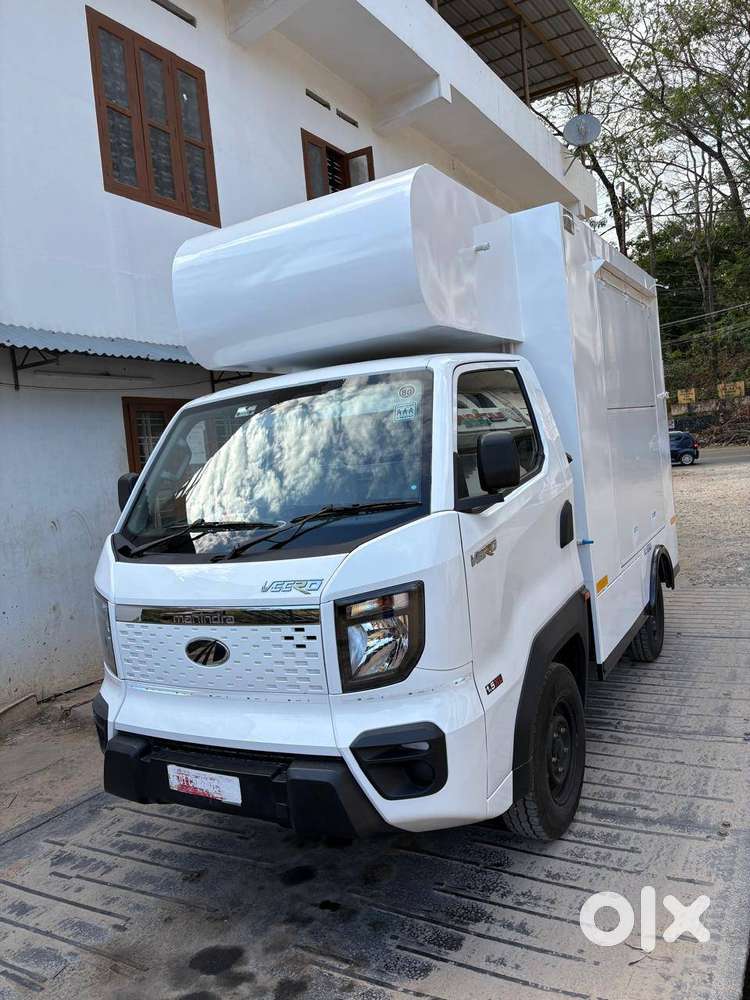 PARCEL ASST CUM DRIVER REQUIRED