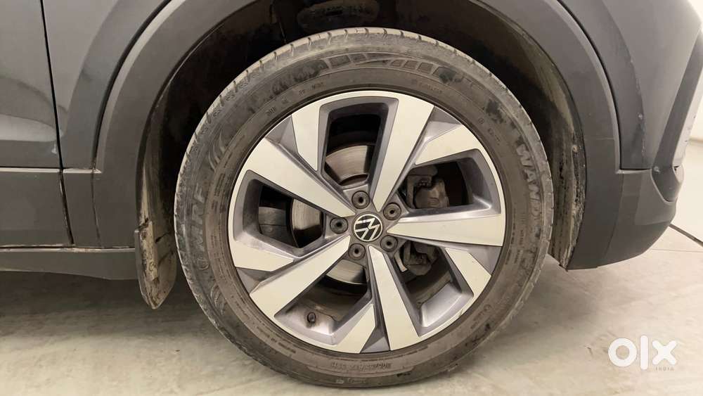 Volkswagen Taigun Topline 1.0 Tsi At (electric Seats), 2022, Petrol