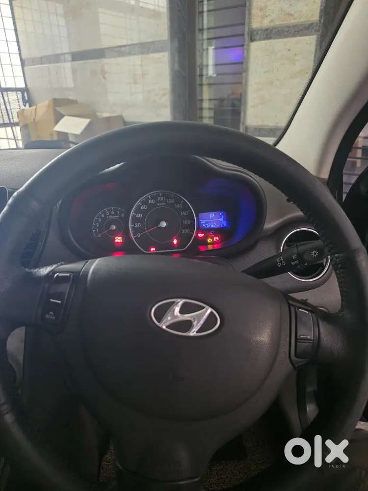 Hyundai I10 Asta 2011 Petrol Sunroof