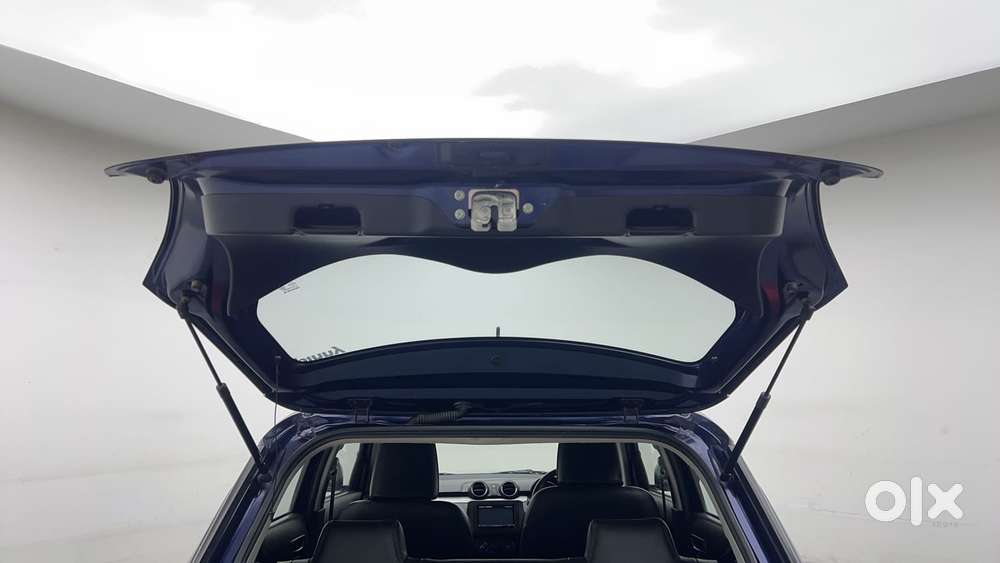 Maruti Suzuki Swift Vvt Vxi, 2022, Petrol