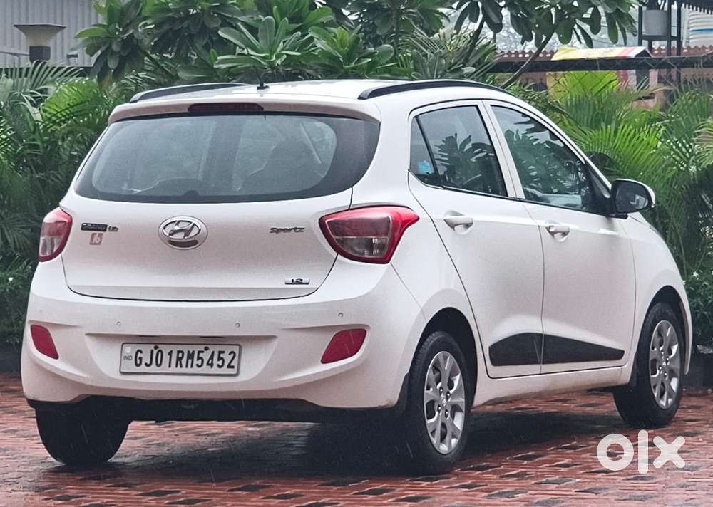 Hyundai Grand I10 [ ] 1.2 Kappa Vtvt Sportz, 2015, Petrol