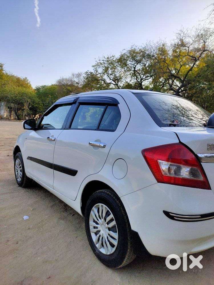 Maruti Suzuki Swift Dzire Vxi Optional, 2013, Petrol