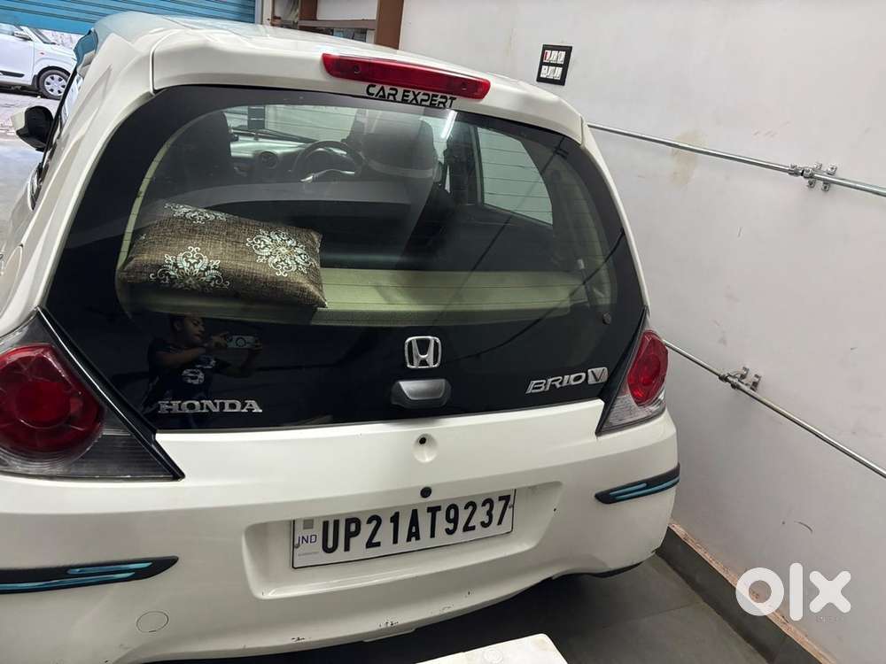 Honda Brio 2013 Km Driven