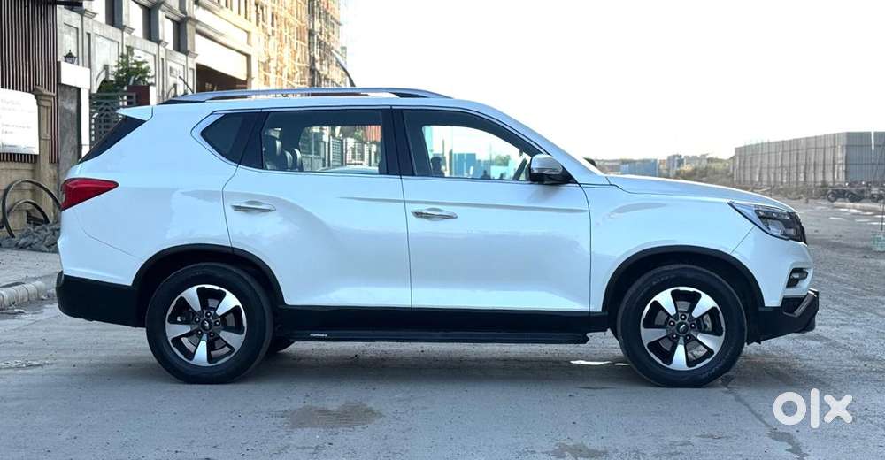 Mahindra Alturas G4 4wd At, 2019, Diesel