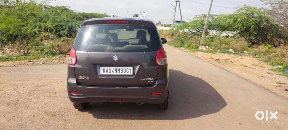 Maruti Suzuki Ertiga 2013