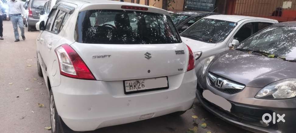 Maruti Suzuki Swift Lxi Optional-o, 2015, Petrol
