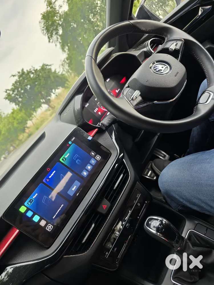 Skoda Slavia 2025 Petrol 6800 Km Driven