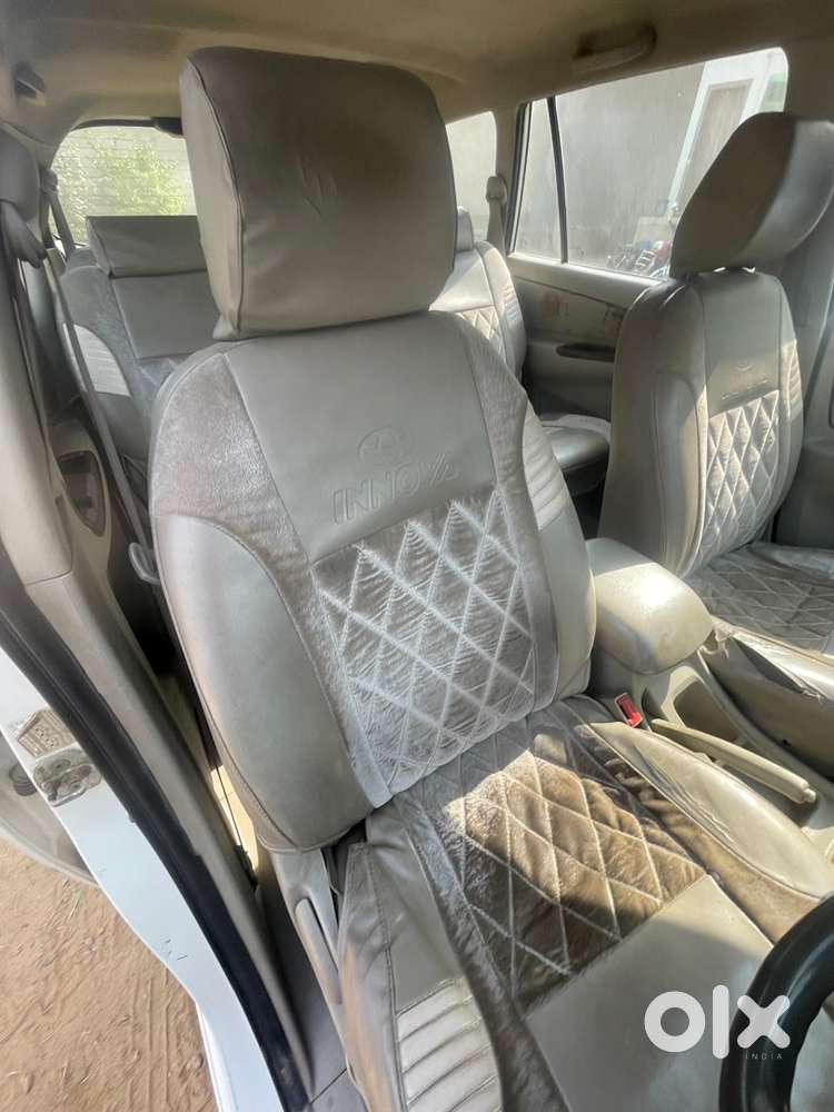 Toyota Innova 2013 Sept.