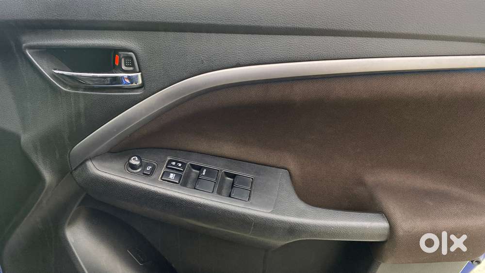 Maruti Suzuki Vitara Brezza 1.5 Zxi Plus At, 2022, Petrol