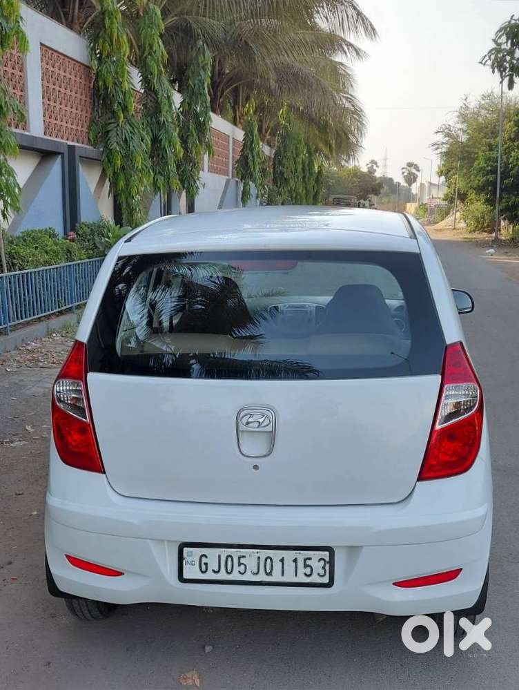 Hyundai I10 Sportz 1.1l, 2016, Cng & Hybrids